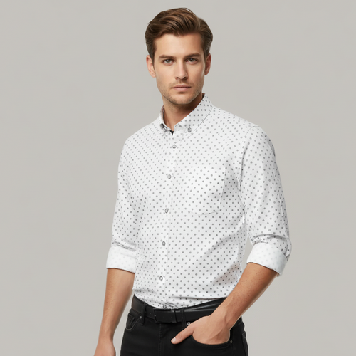 Chemise homme en coton imprimée avec motifs d'étoiles, longue manches, marque NO AGE, tissu léger et élégant.